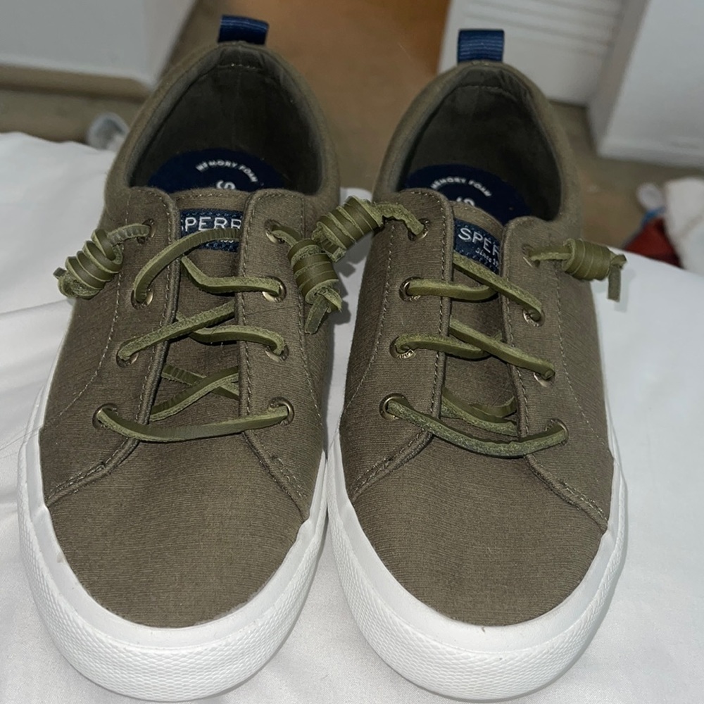 Sperry boat shoes for women. Never worn